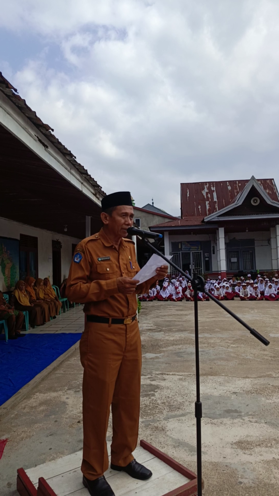 Kepala Sekolah SDN 019 Sungai Beringin